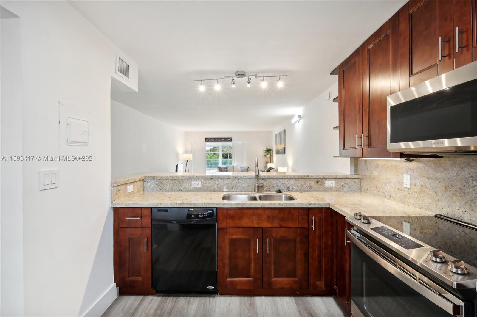 9273 Southwest 8th Street, Unit 211 Boca Raton, FL 33428 - Photo 8 of 30 Gallery Image 8