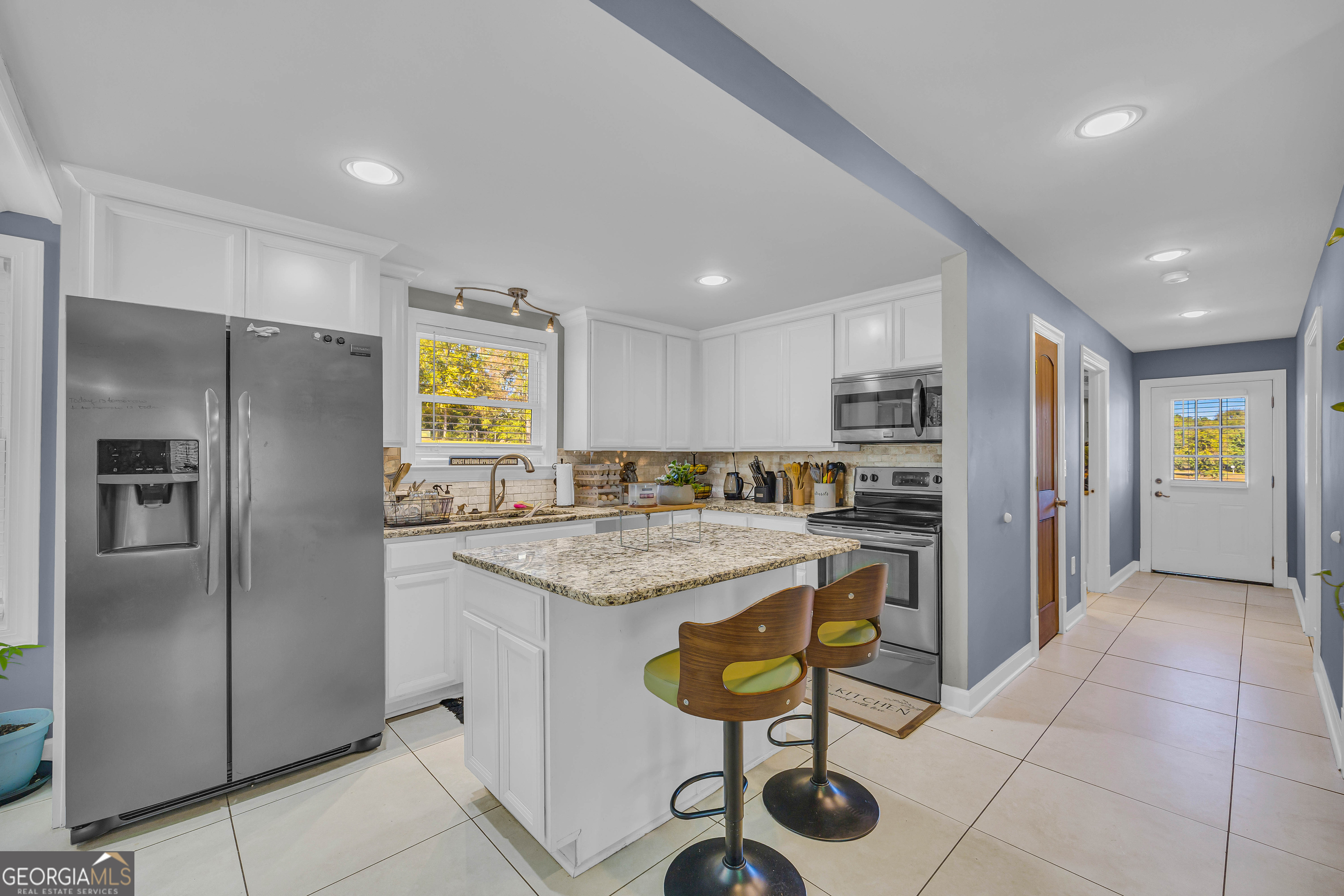 1060 Sewell Church Road Mansfield, GA 30055 - Photo 3 of 47