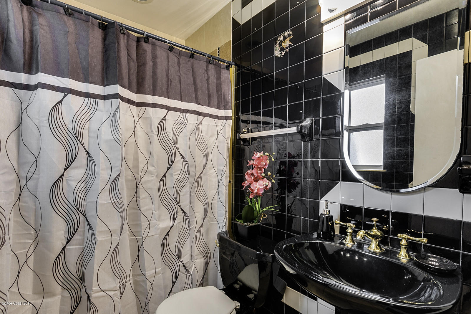 141 Virginia Road West Melbourne, FL 32904 - Photo 19 of 34 Master Bathroom