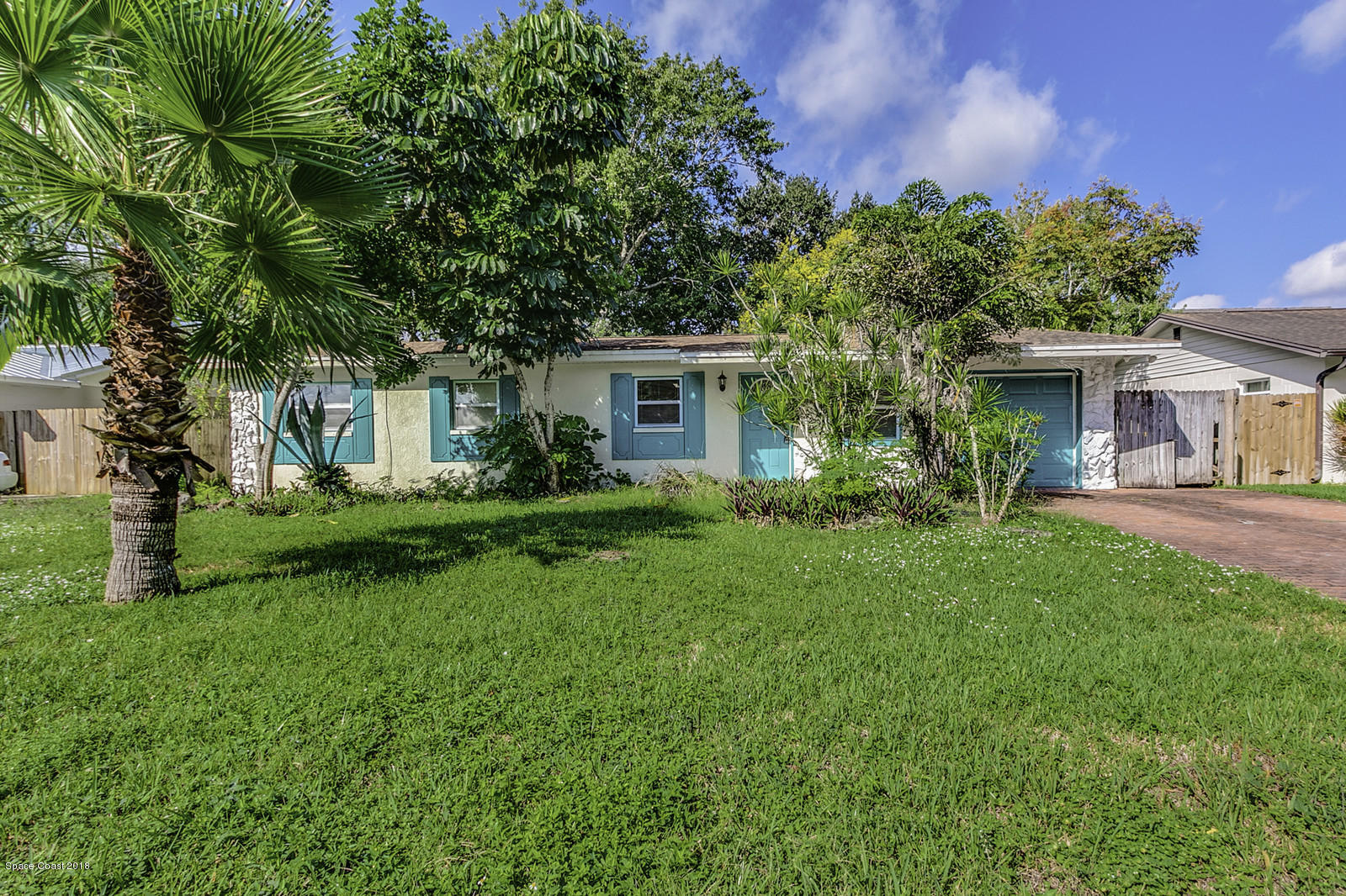 141 Virginia Road West Melbourne, FL 32904 - Photo 3 of 34 Welcome Home