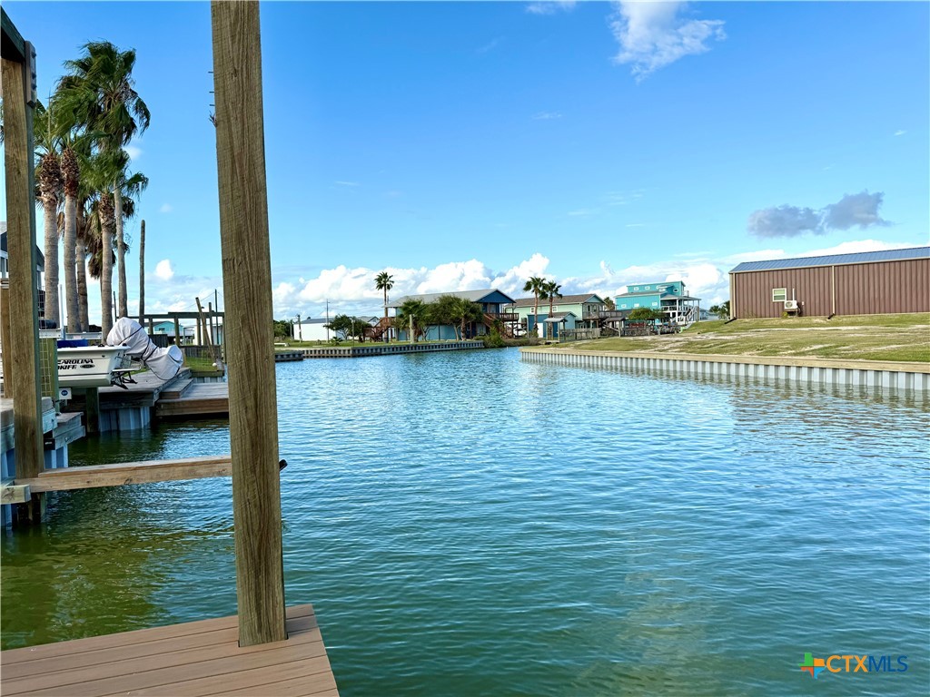 127 Copano Cove Road Rockport, TX 78382 - Photo 6 of 28