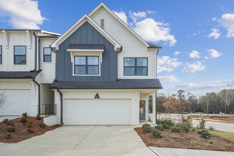 111 Lipscomb Circle Southeast, Unit BARTOW Cartersville, GA 30121 - Photo 2 of 28