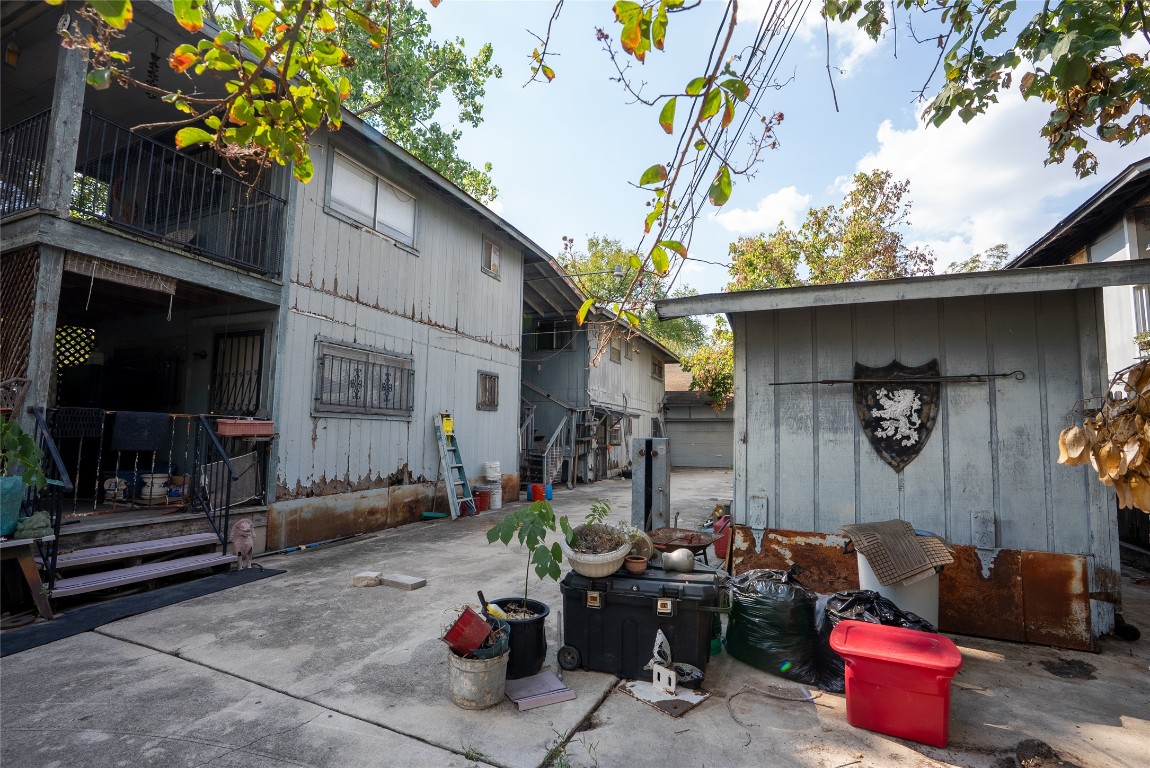 1112 Terry Drive Austin, TX 78721 - Photo 18 of 18 Patio / terrace featuring a patio