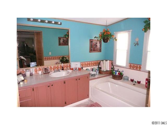 2225 Needmore Road Woodleaf, NC 27054 - Photo 10 of 12