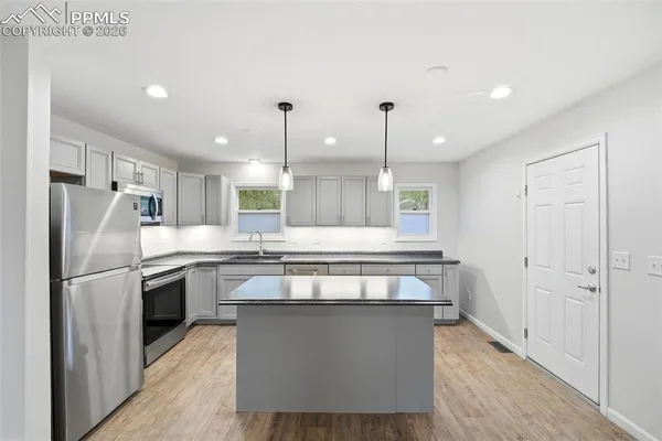 $389,900 | 2155 Wheeler Avenue, Colorado Springs, CO 80904