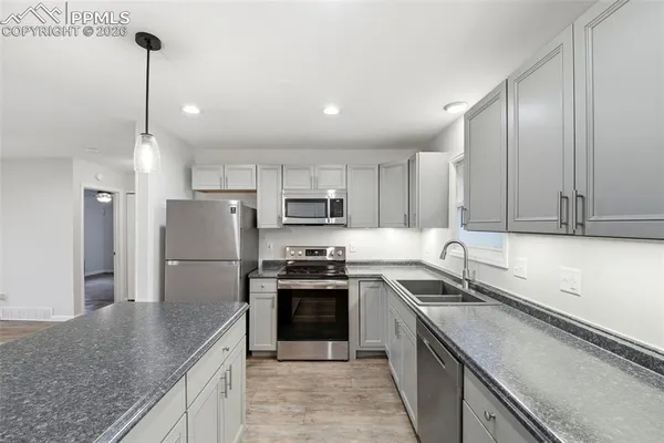 $389,900 | 2155 Wheeler Avenue, Colorado Springs, CO 80904