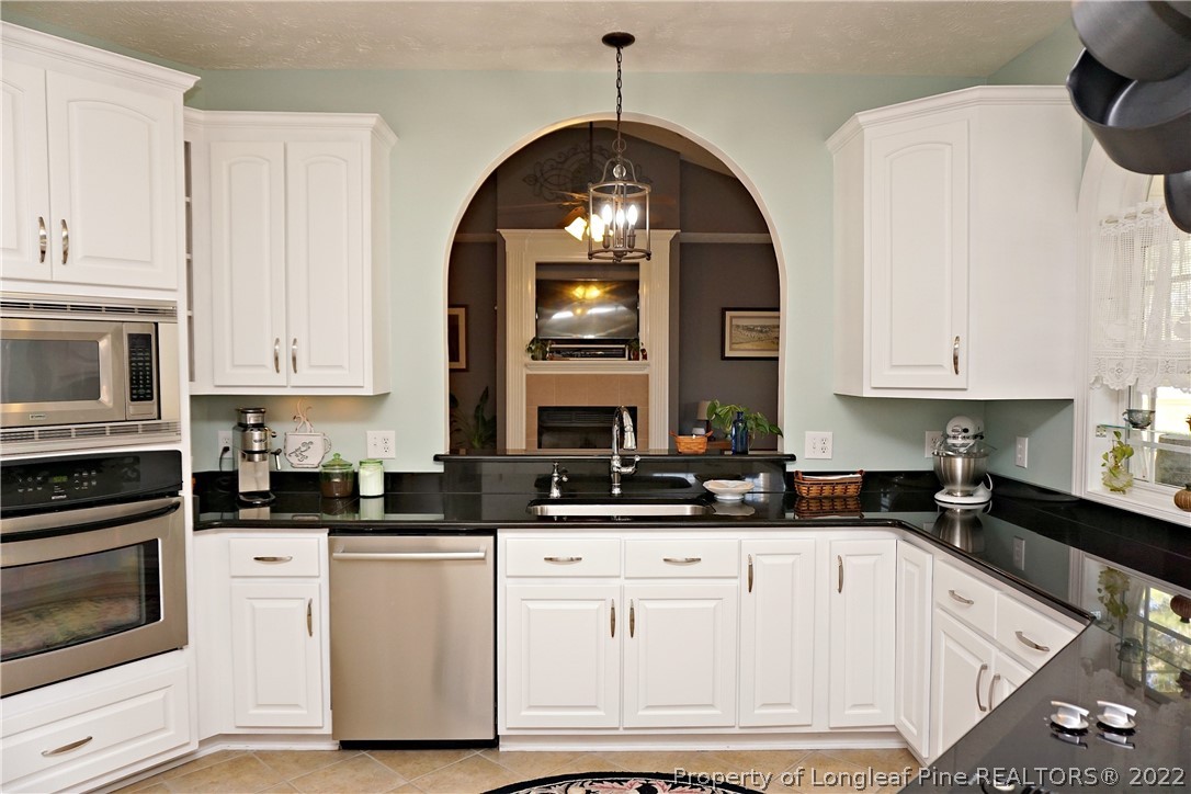 408 St Thomas Road Fayetteville, NC 28311 - Photo 8 of 50 Gallery Image 8