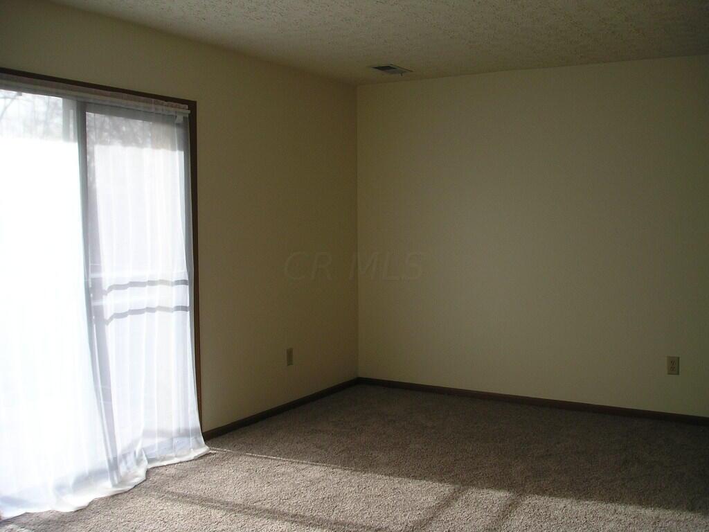 3939 Karl Road, Unit 317 Columbus, OH 43224 - Photo 11 of 26 P1010010 (4)