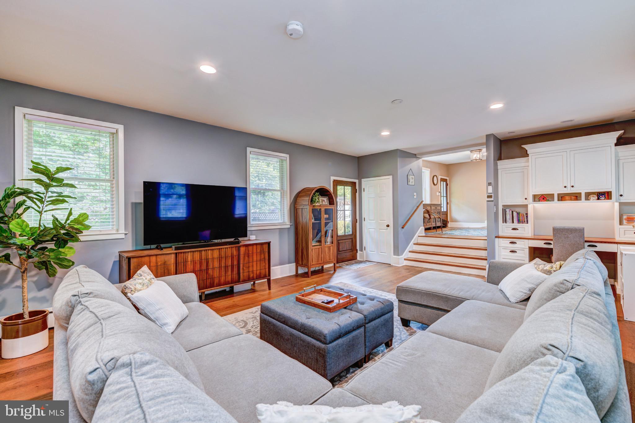 4090 Saw Mill Road Doylestown, PA 18902 - Photo 4 of 50 Gallery Image 4
