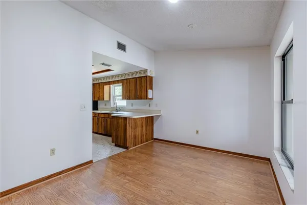 $225,000 | 2681 East Washington Avenue, Unit 18, Eustis, FL 32726