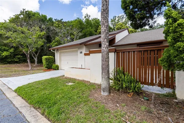 $225,000 | 2681 East Washington Avenue, Unit 18, Eustis, FL 32726