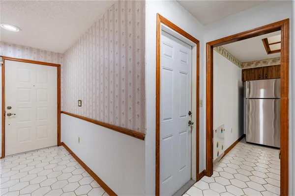 $225,000 | 2681 East Washington Avenue, Unit 18, Eustis, FL 32726