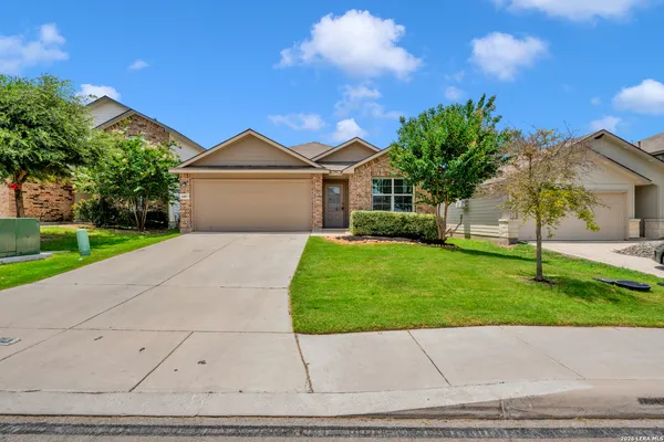 $1,800 | 1007 House Sparrow, San Antonio, TX 78253