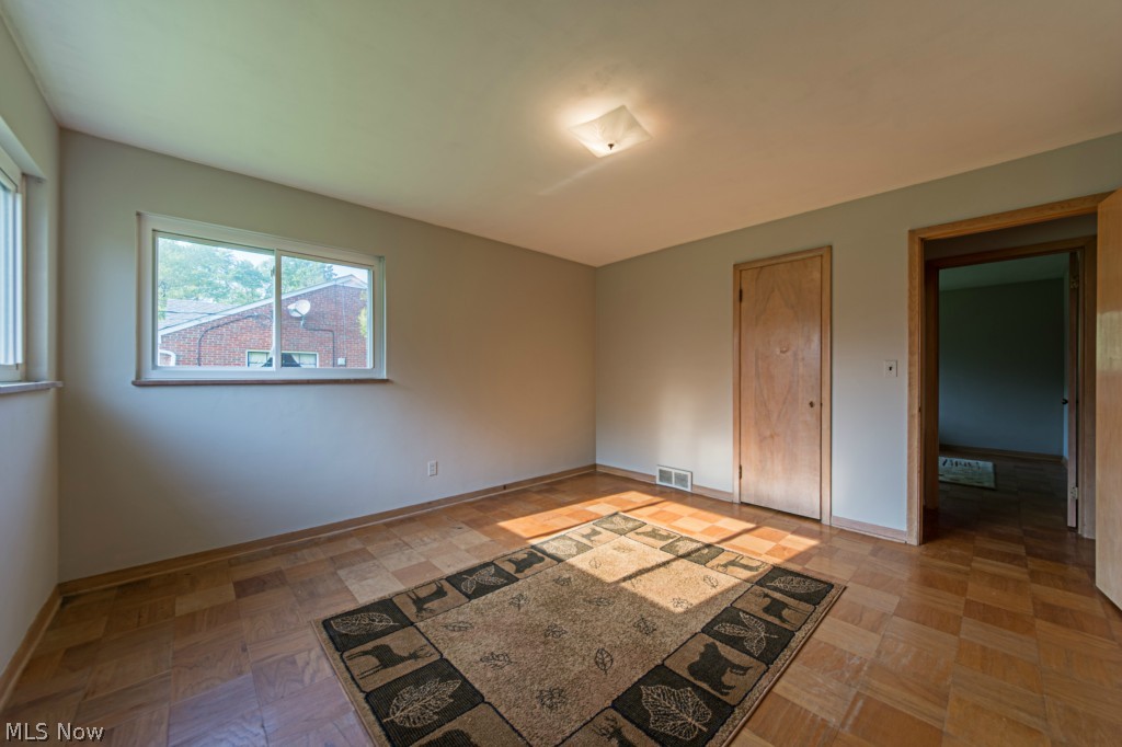 417 Harris Road Richmond Heights, OH 44143 - Photo 14 of 18