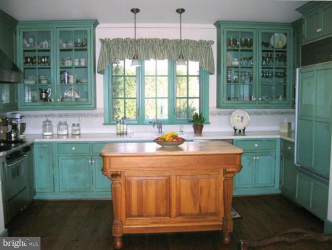 2968 Leeds Manor Road Markham, VA 22643 - Photo 12 of 28 Kitchen