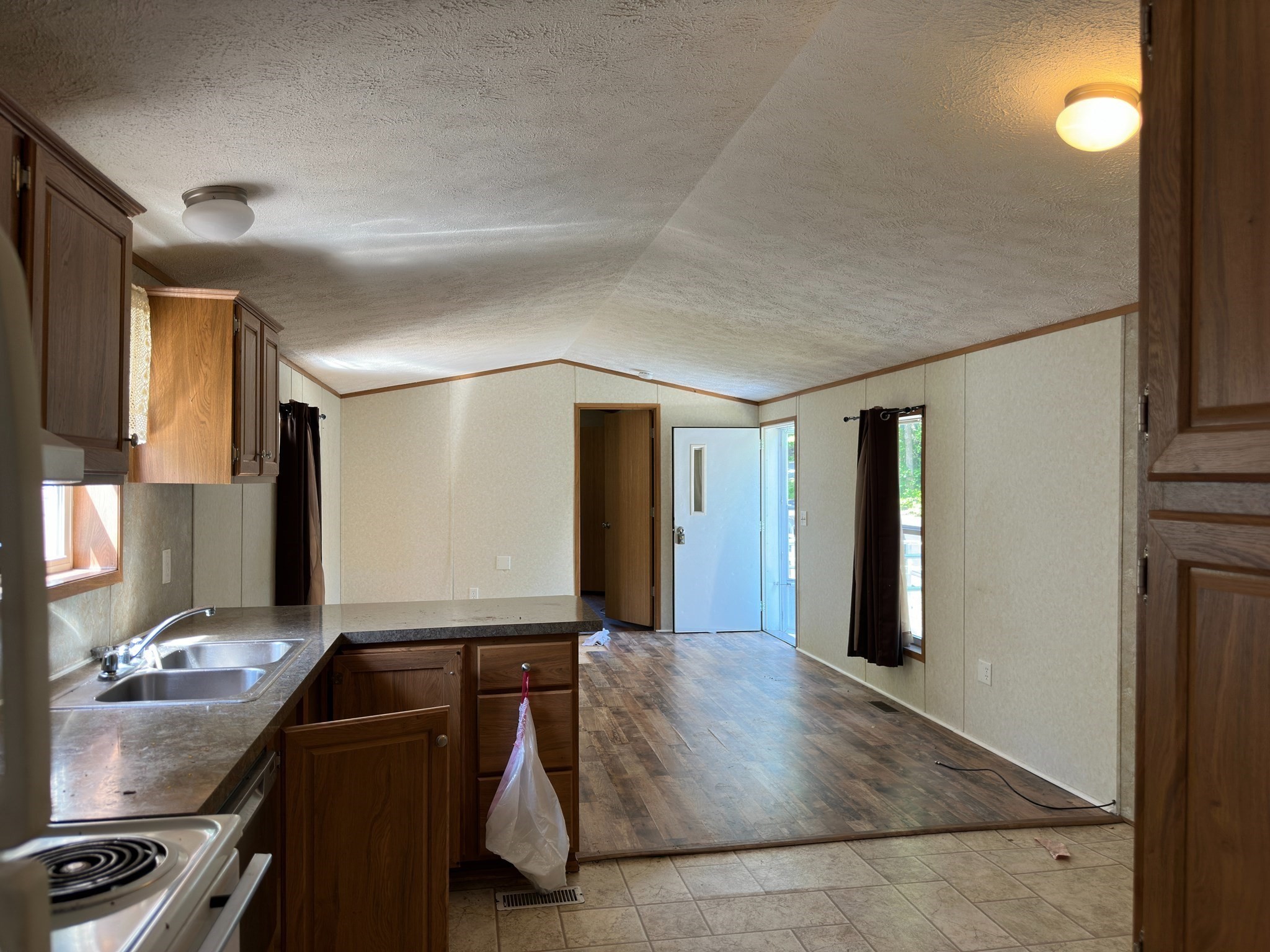 46 Madden Road, Unit 2 West Brookfield, MA 01585 - Photo 2 of 22 Gallery Image 2