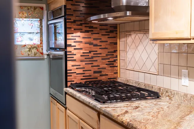 $249,000 | 913 Fulton Street, Galena, IL 61036