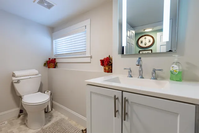 $249,000 | 913 Fulton Street, Galena, IL 61036