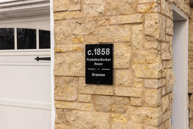 $249,000 | 913 Fulton Street, Galena, IL 61036