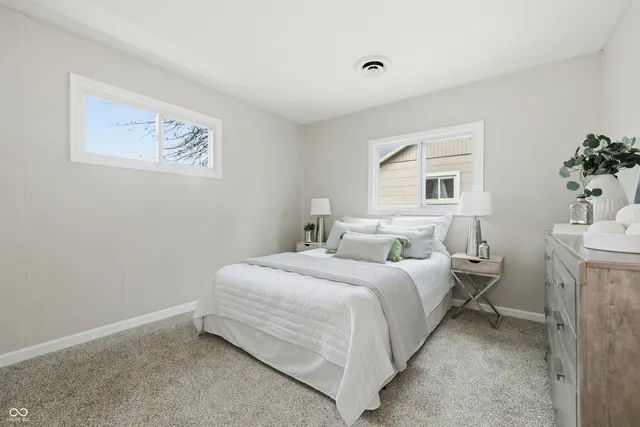 $184,900 | 1605 North K Street, Elwood, IN 46036