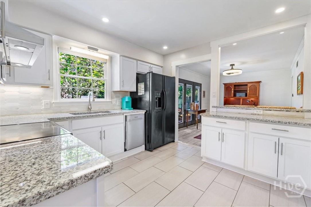 620 Valleybrook Road Savannah, GA 31419 - Photo 14 of 28
