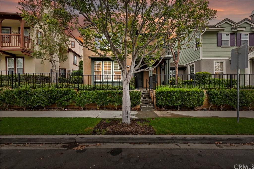 92 Sellas Road North, Unit 26 Ladera Ranch, CA 92694 - Photo 1 of 28