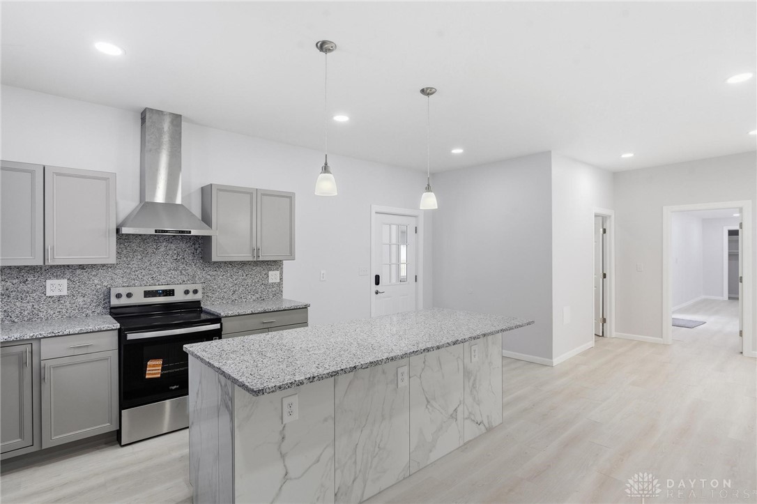 3190 Rebert Pike Springfield, OH 45502 - Photo 12 of 48