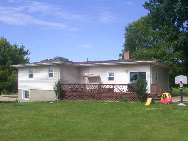16691 North Lehman Road Lewistown, IL 61542 - Photo 1 of 5