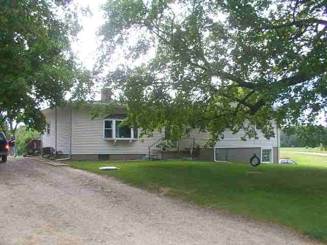 16691 North Lehman Road Lewistown, IL 61542 - Photo 2 of 5