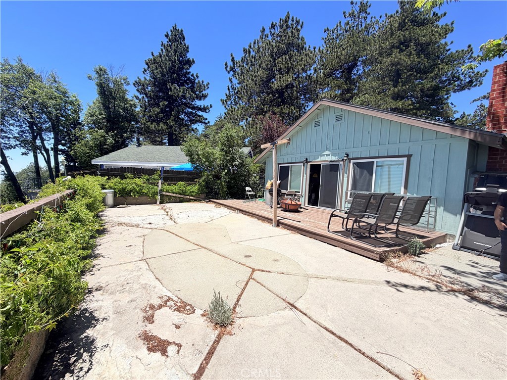 26465 Apache Trail Rimforest, CA 92378 - Photo 14 of 16