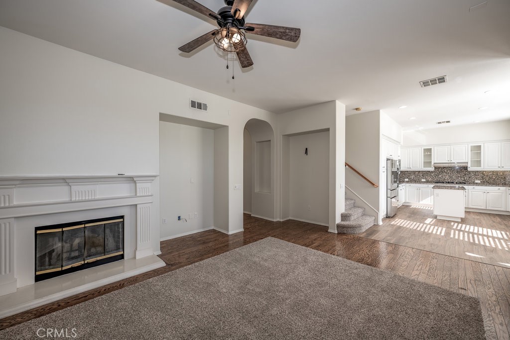 25768 Hawthorne Place Stevenson Ranch, CA 91381 - Photo 12 of 42