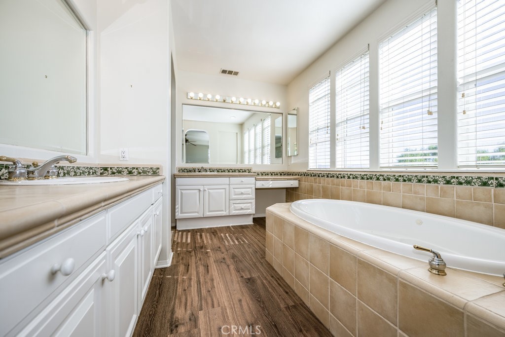 25768 Hawthorne Place Stevenson Ranch, CA 91381 - Photo 22 of 42