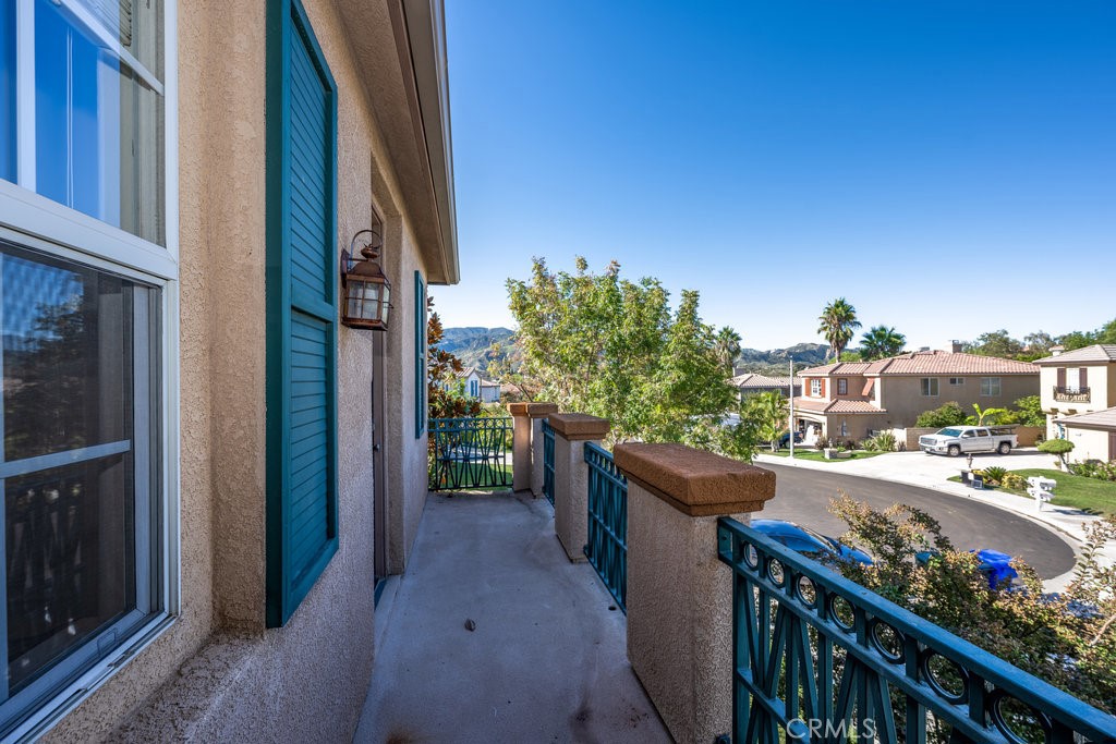 25768 Hawthorne Place Stevenson Ranch, CA 91381 - Photo 32 of 42