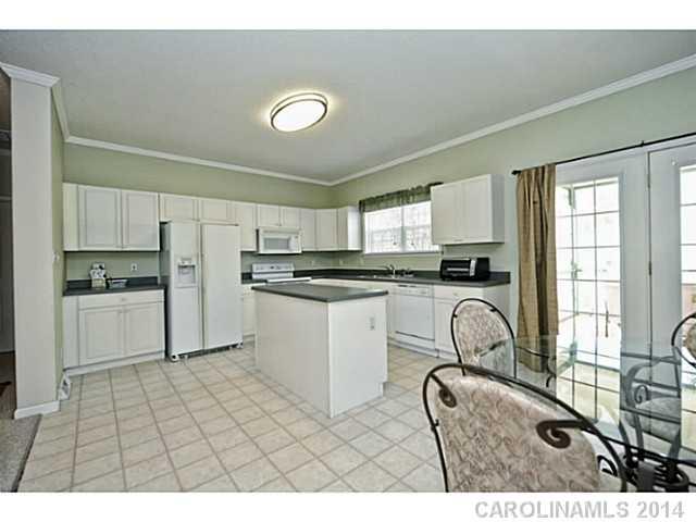 7618 Walkup Road Waxhaw, NC 28173 - Photo 4 of 16 Gallery Image 4