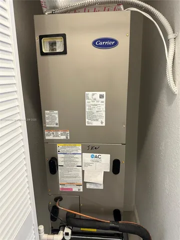 an empty room with closet