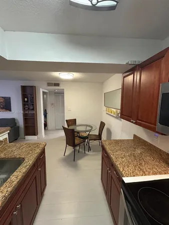 $1,850 | 15551 Southwest 104th Terrace, Unit 814, Miami, FL 33196