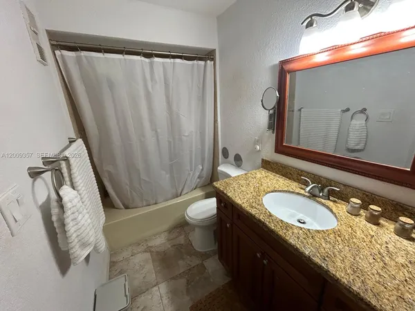 $1,850 | 15551 Southwest 104th Terrace, Unit 814, Miami, FL 33196
