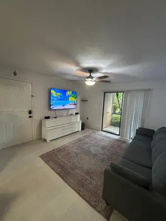 $1,850 | 15551 Southwest 104th Terrace, Unit 814, Miami, FL 33196