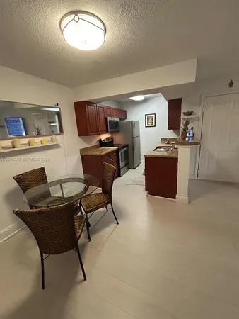 $1,850 | 15551 Southwest 104th Terrace, Unit 814, Miami, FL 33196