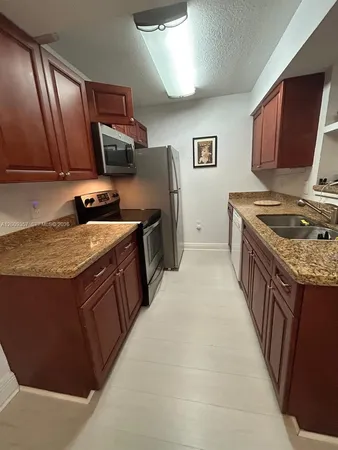 $1,850 | 15551 Southwest 104th Terrace, Unit 814, Miami, FL 33196