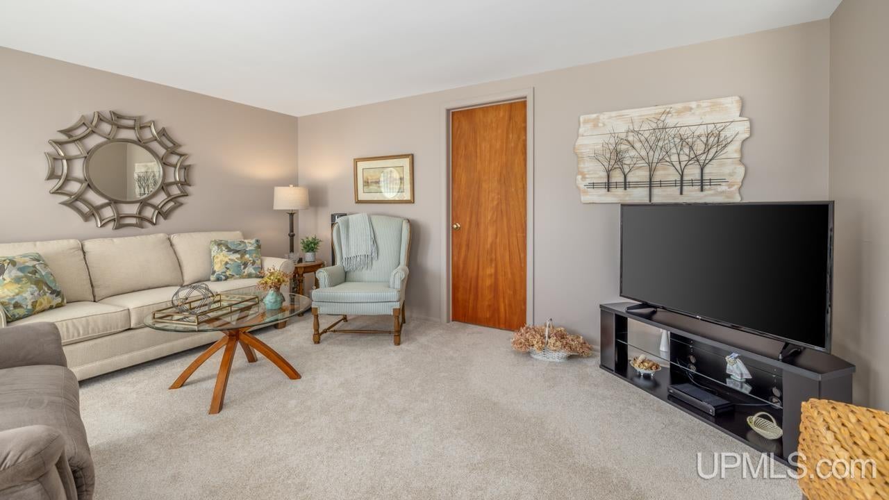 N1514 County Road Niagara, WI 54151 - Photo 3 of 29 Gallery Image 3