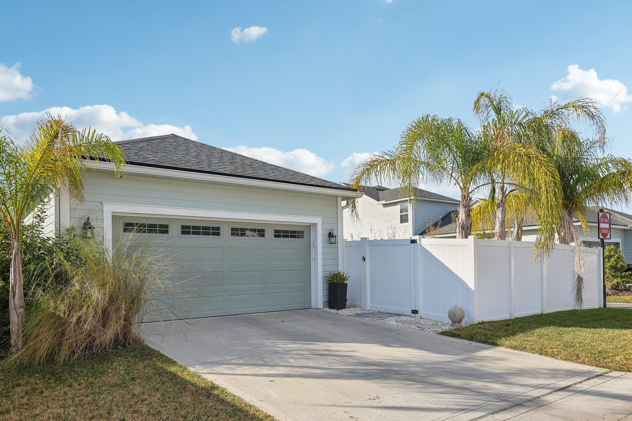 352 Footbridge Road St. Johns, FL 32259 - Photo 33 of 66 a view of a house with a garage