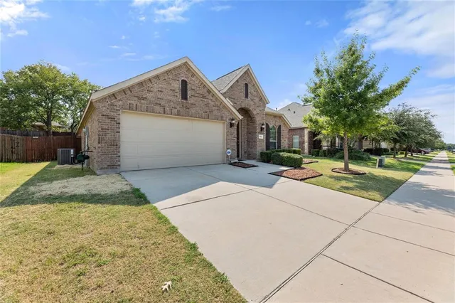 $2,299 | 1004 Water Garden Circle, Little Elm, TX 75068