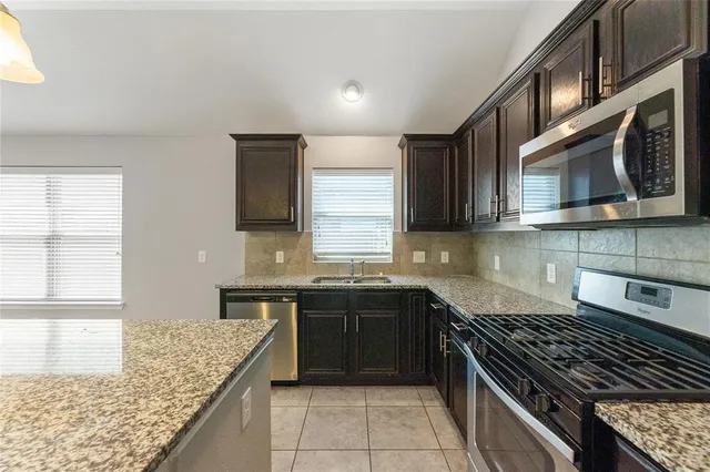 $2,299 | 1004 Water Garden Circle, Little Elm, TX 75068