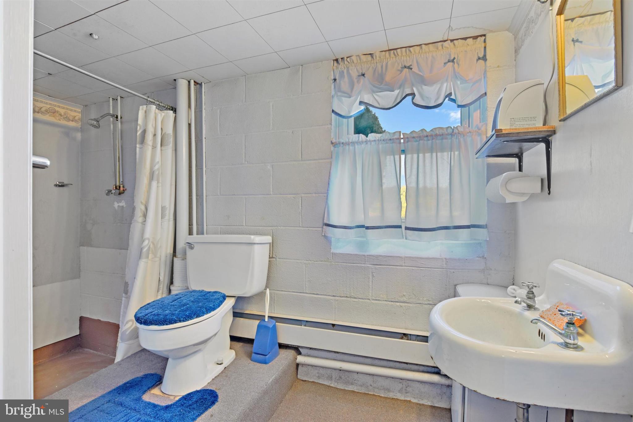 1270 Nicodemus Road New Windsor, MD 21776 - Photo 21 of 27 Gallery Image 21