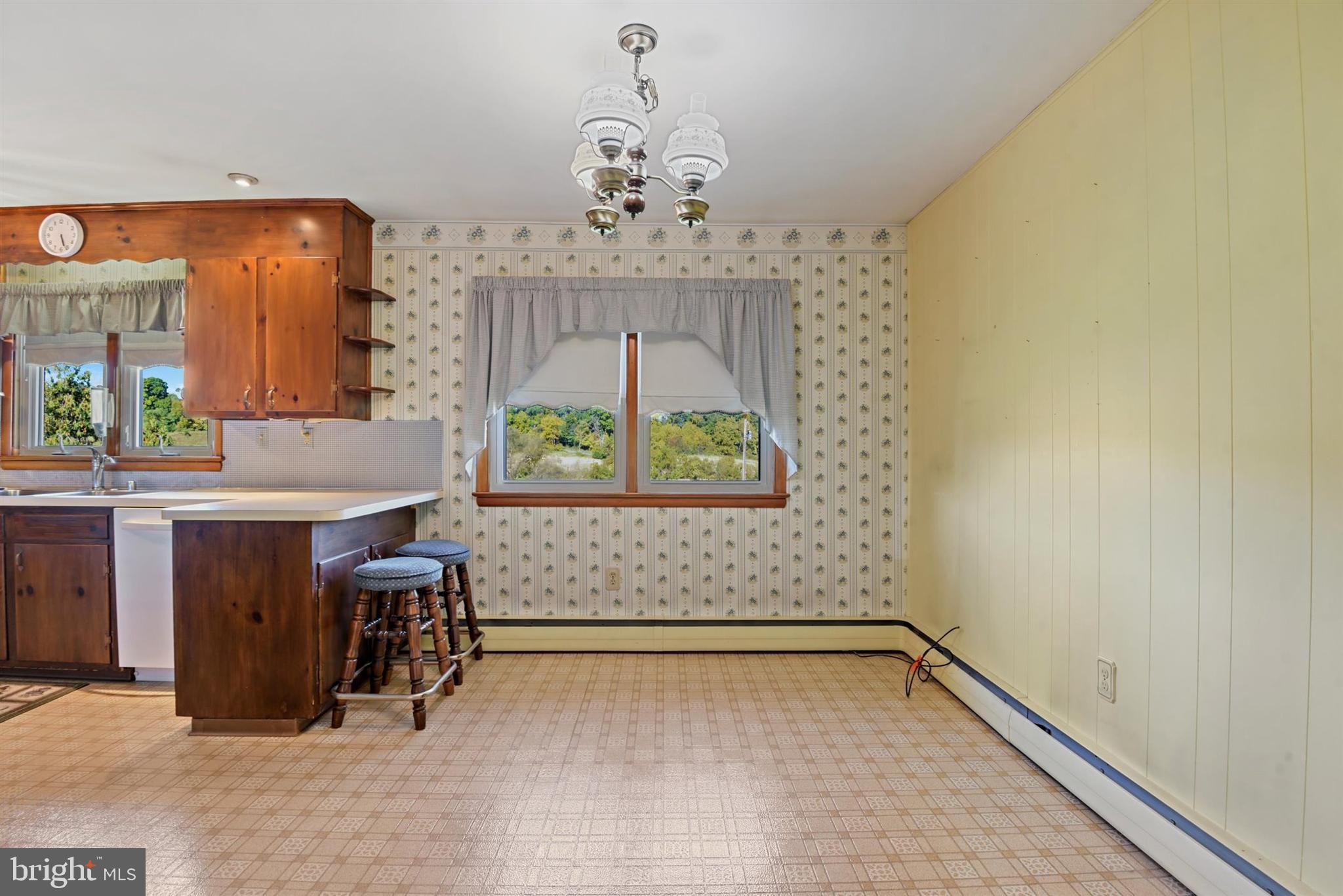 1270 Nicodemus Road New Windsor, MD 21776 - Photo 4 of 27 Gallery Image 4