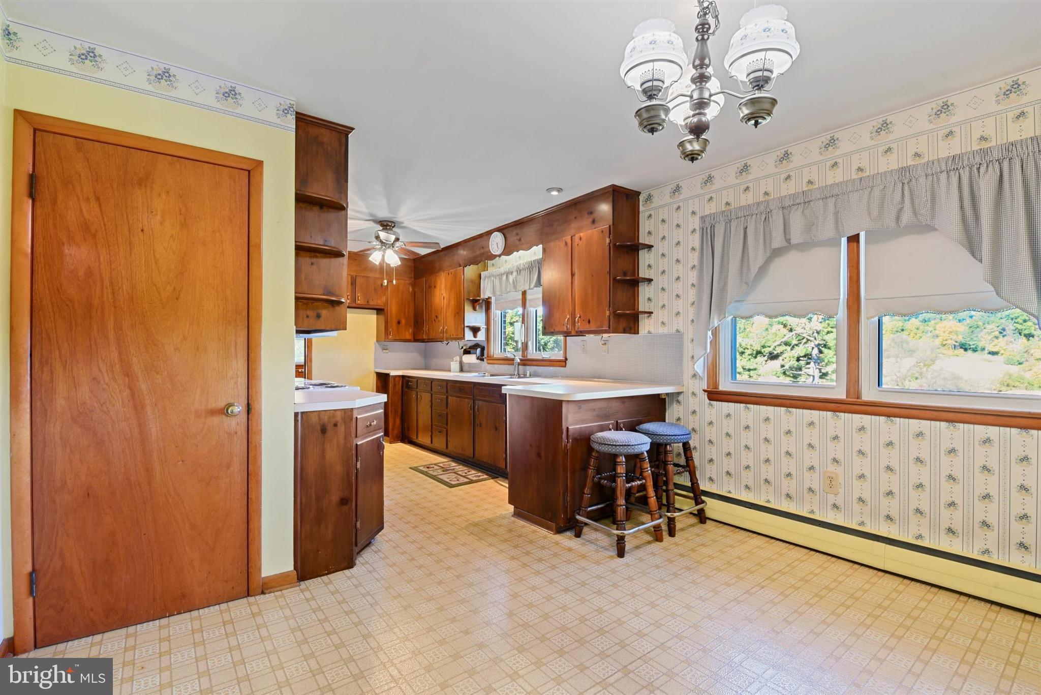 1270 Nicodemus Road New Windsor, MD 21776 - Photo 5 of 27 Gallery Image 5