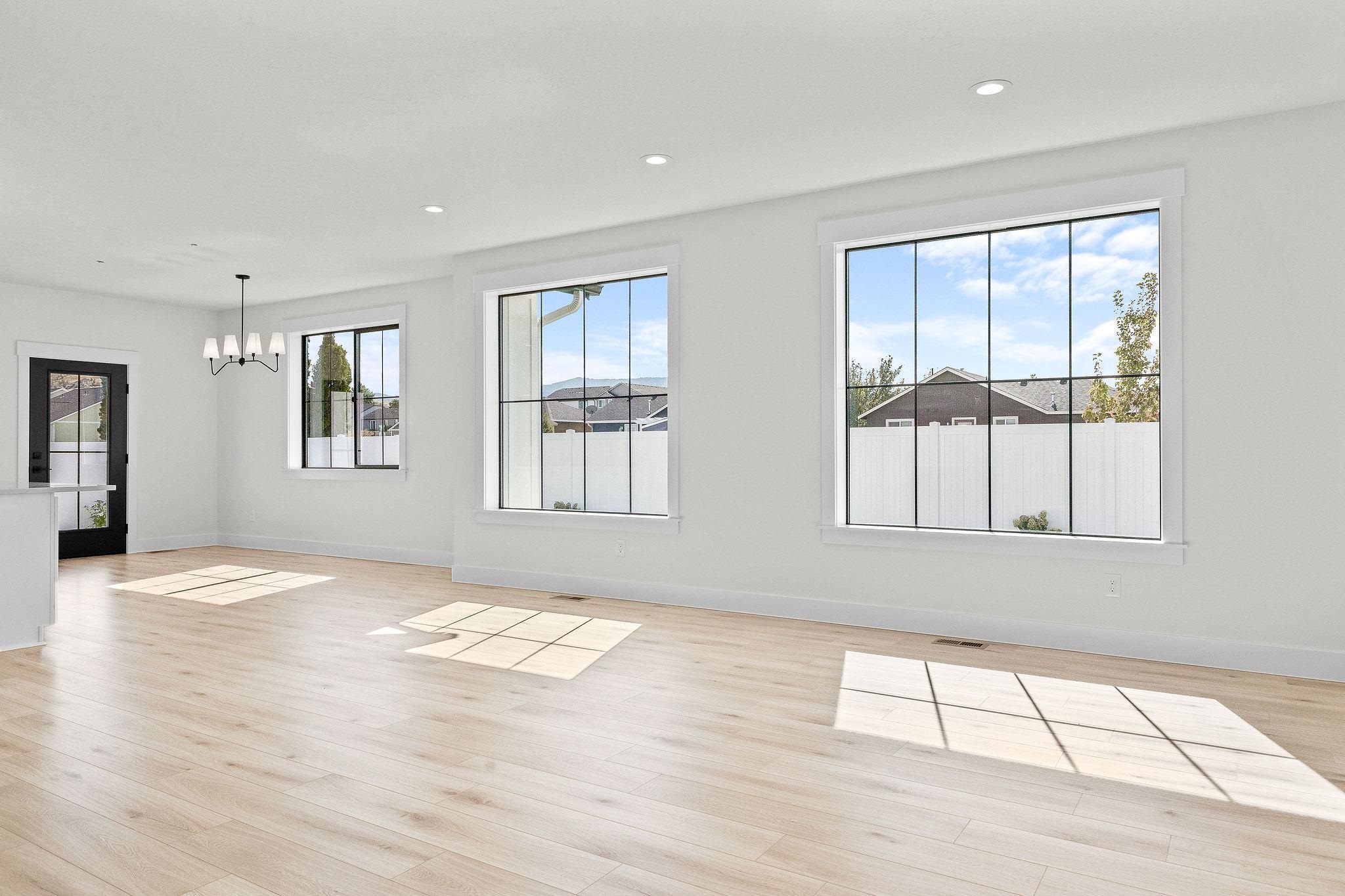 129 South Lone Tree Road Spokane Valley, WA 99016 - Photo 13 of 45 Gallery Image 13