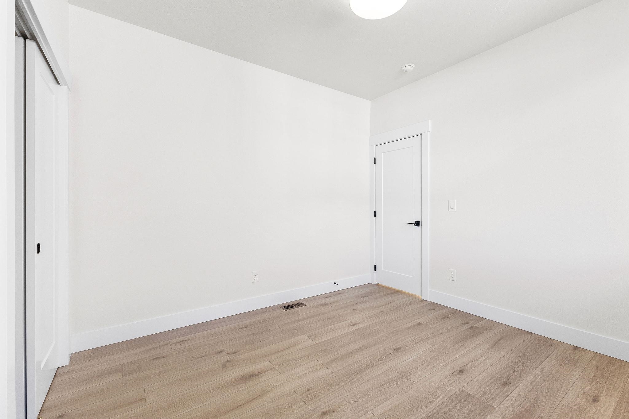 129 South Lone Tree Road Spokane Valley, WA 99016 - Photo 30 of 45 Gallery Image 30