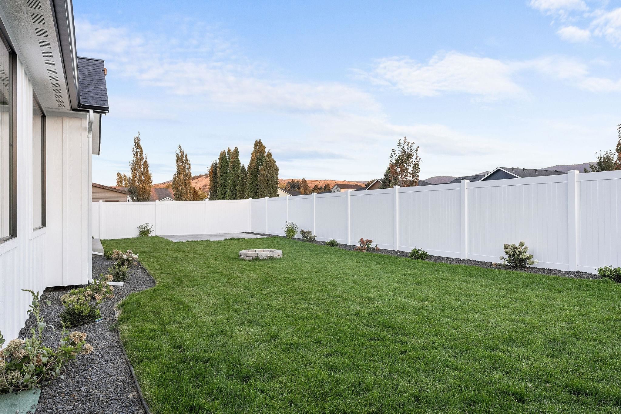 129 South Lone Tree Road Spokane Valley, WA 99016 - Photo 42 of 45 Gallery Image 42